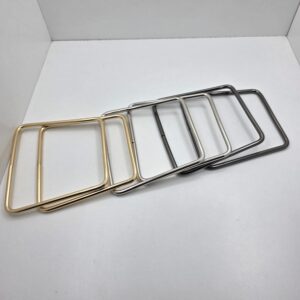 Par de asas metal cuadradas 10cm diámetro